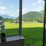 Garten 1 Seeblick By Interhome * Strobl